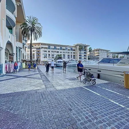 Port - Swimming Pool - For 4 People